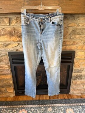 INC Light Wash Women’s Jeans - Stylish Everyday Denim